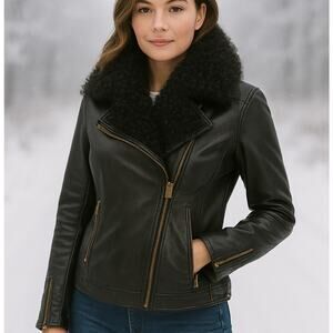 Wilsons Leather VTG SZ M Leather Moto Jacket-Black-Gold Zippers-Fur Collar-Y2K